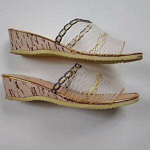Elegante Gold While Women's Slide Sandals Size Approximately 6.5